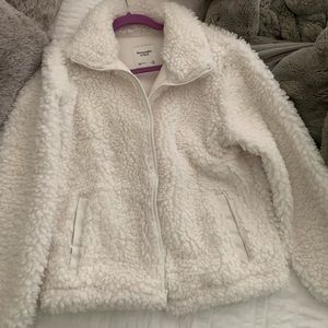 Abercrombie oversized fuzzy jacket